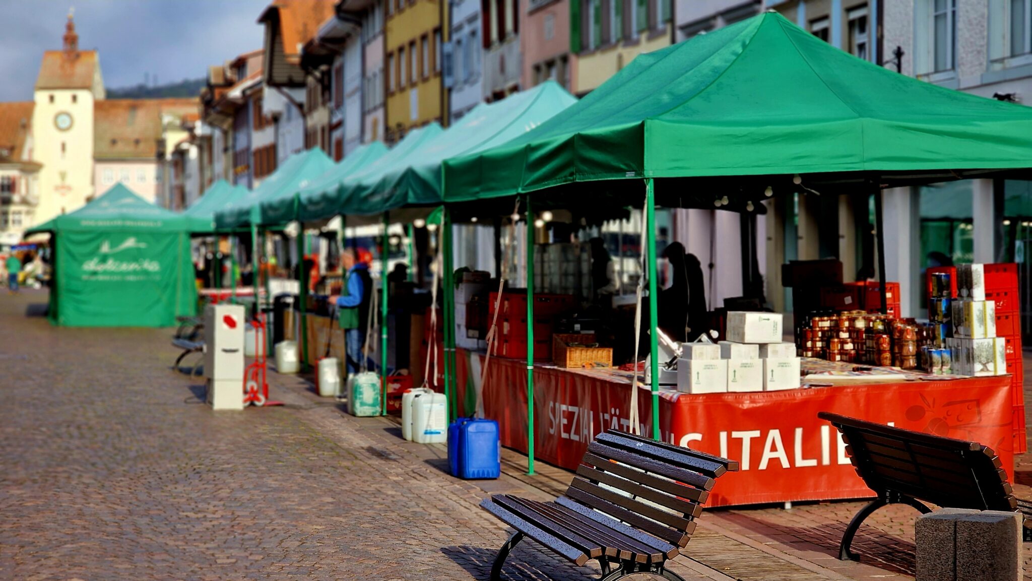 Italienischer Markt  April